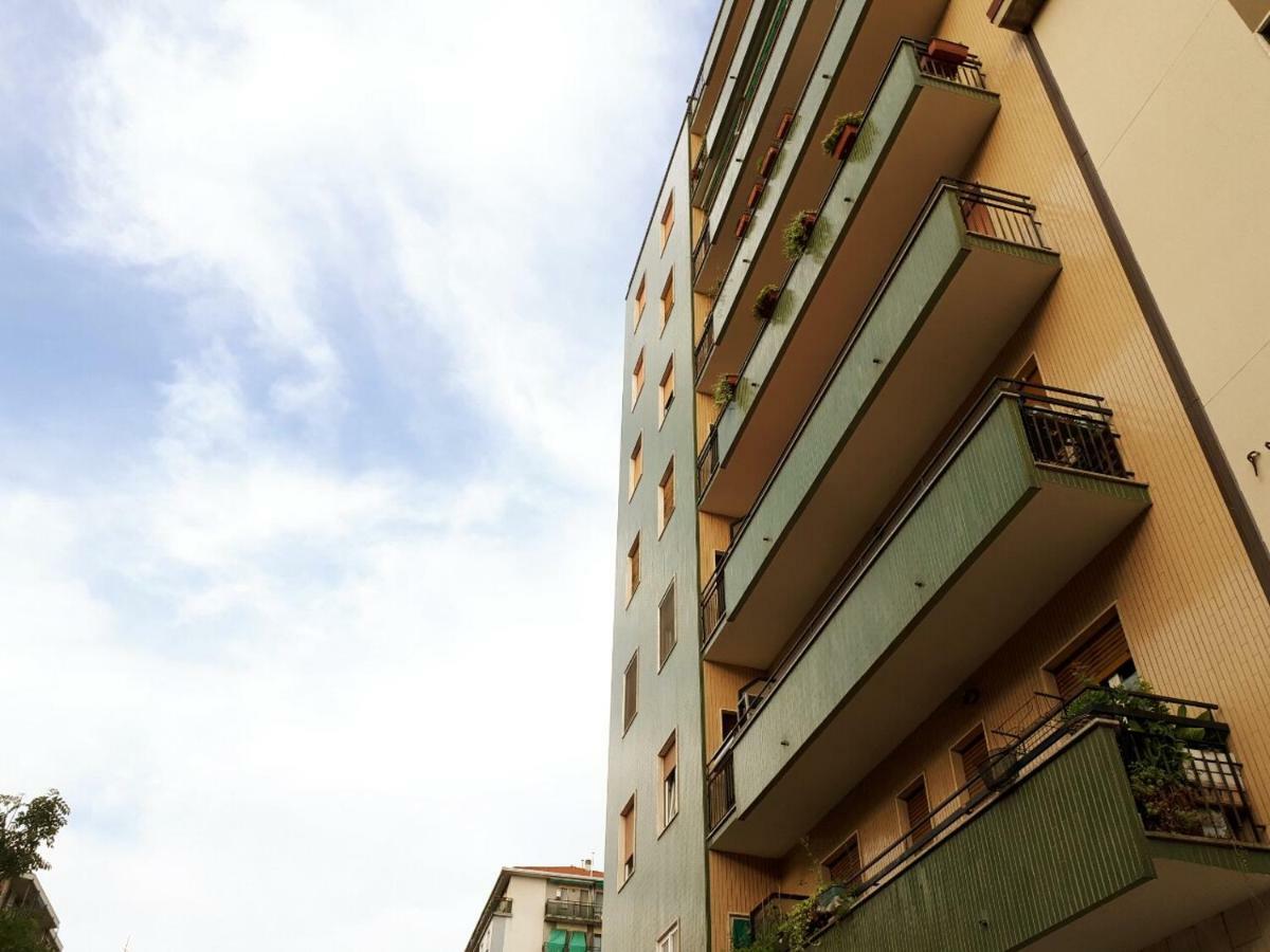 Modern And Stylish Close To Subway Appartamento